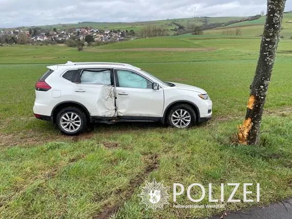Schallodenbach: Unfall verursacht und weitergefahren