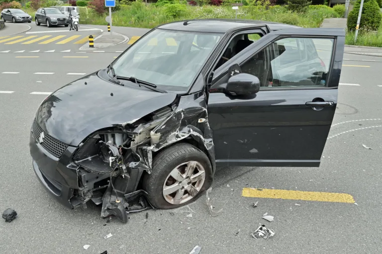 Meggen/A2 LU – Zwei Unfälle – zwei Verletzte