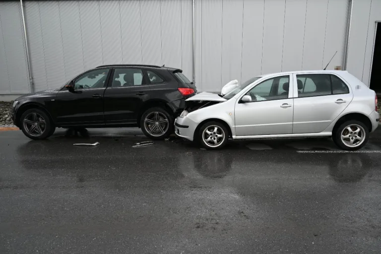  Oberriet SG - Zusammenprall zwischen zwei Autos endet mit 28'000 Franken Sachschaden