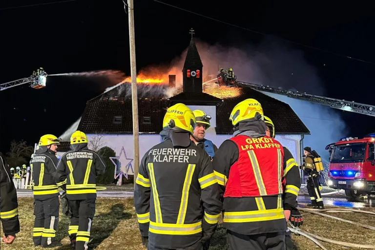 Breitenberg – Bauernhof am Heiligabend in Brand