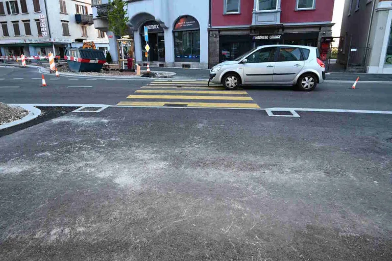 Rorschach SG - Fussgängerin bei Unfall mehrere Meter weggeschleudert