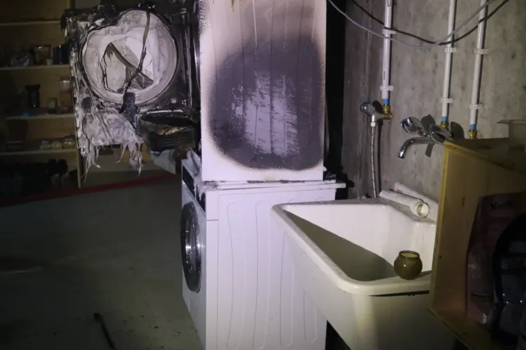 Meistersrüte AI - Tumbler fängt nach Start Feuer