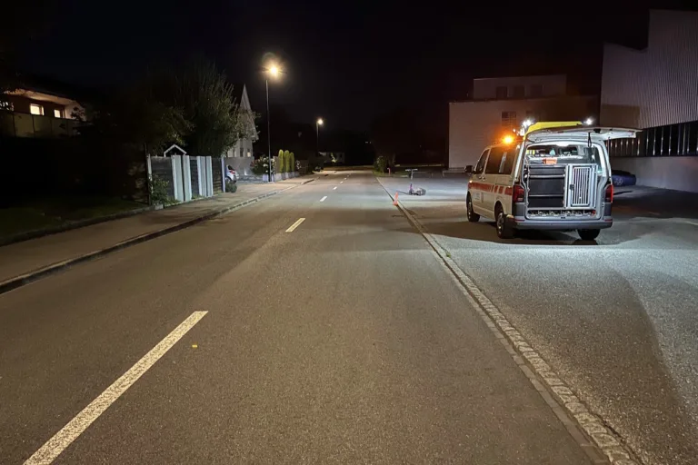 Oberriet SG - Jugendliche mit einem E-Scooter gestürzt