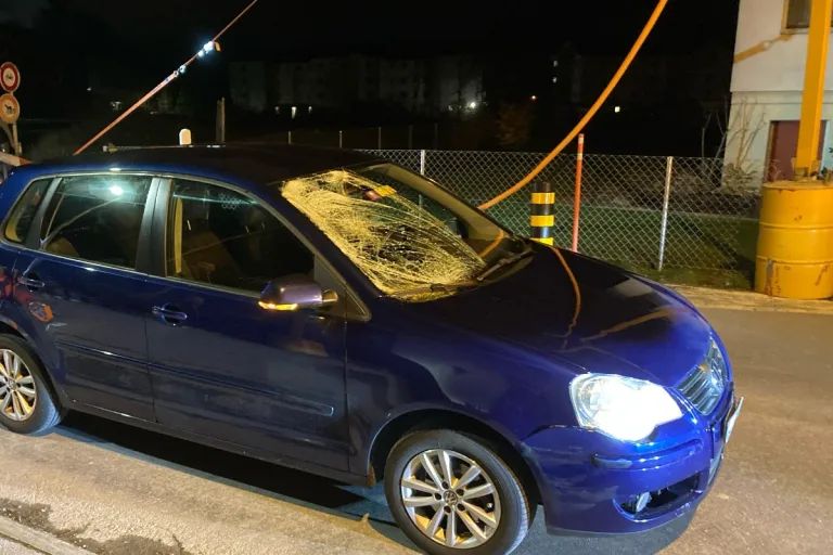 Näfels GL - Autofahrer übersieht Passantin auf dem Fussgängerstreifen - 15-Jährige am Kopf verletzt und nicht mehr ansprechbar