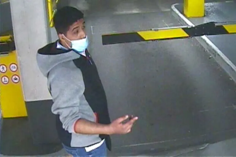 Aachen - Fahndung von Rolex-Dieben nach Überfall auf Frau