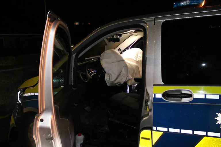 Burscheid - Polizisten bei Unfall verletzt