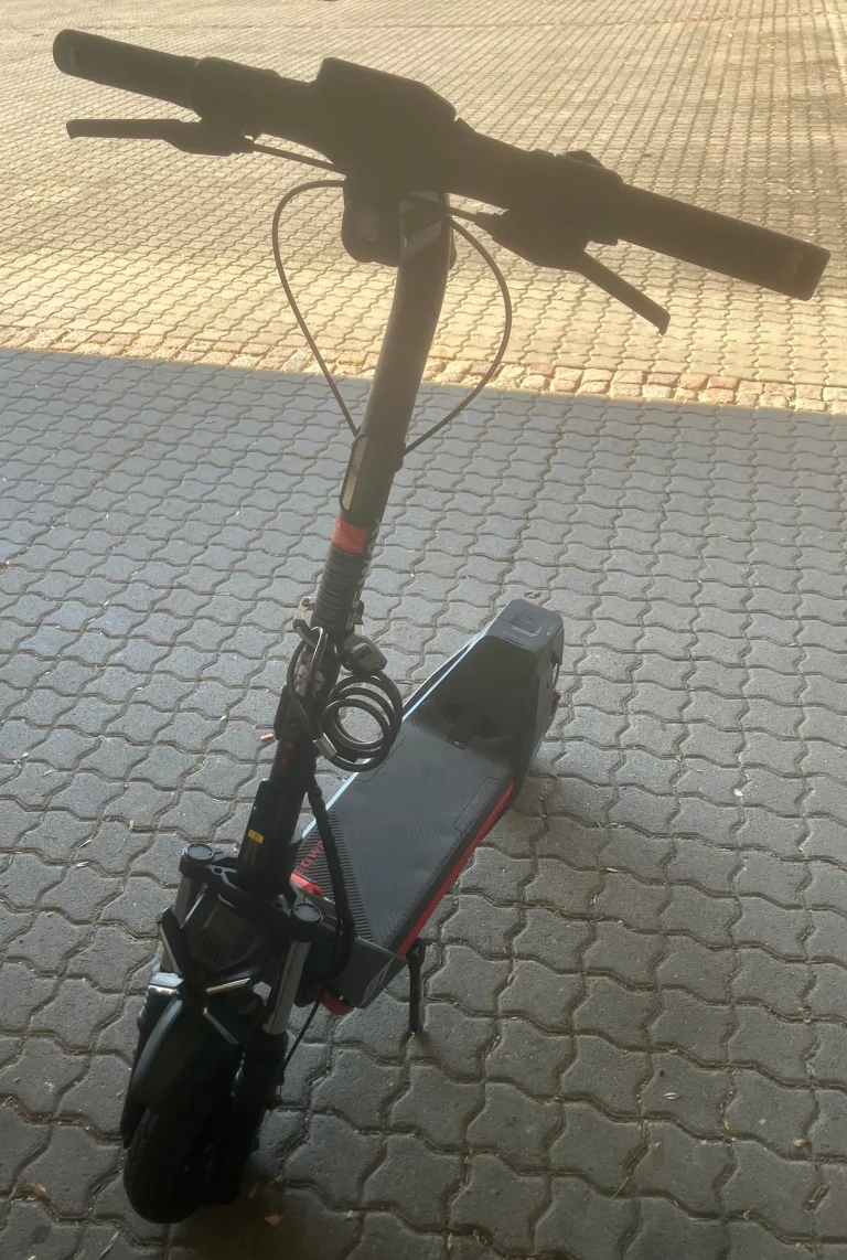 Edenkoben – E-Scooter schneller als erlaubt