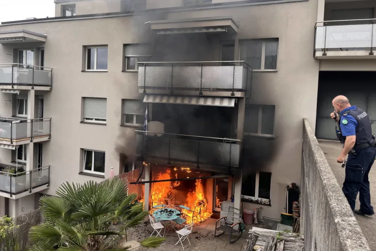 Rorschacherberg SG – Terrasse in Brand