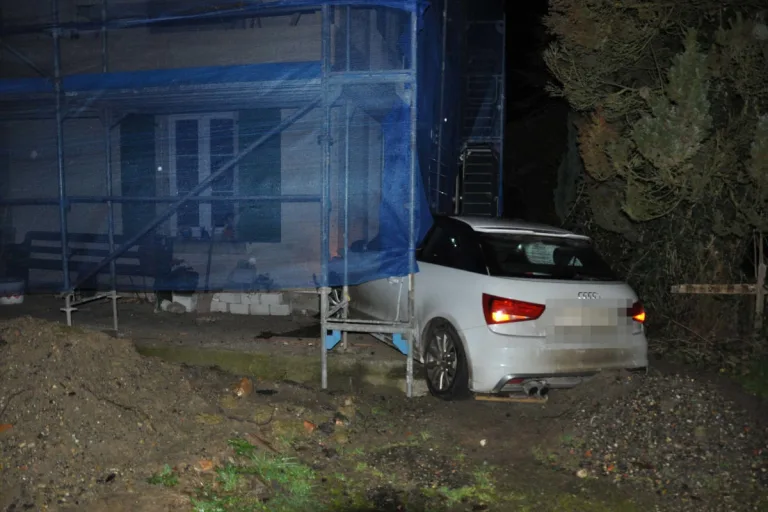 Heftige Kollision in Schnottwil SO – Autolenkerin bei Verkehrsunfall verletzt