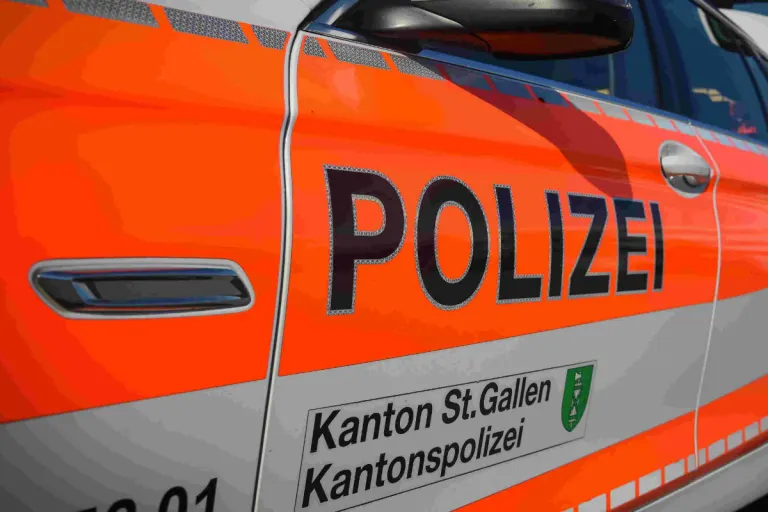 Niederwil SG – 17-jähriger Motorradfahrer nach Unfall verletzt 