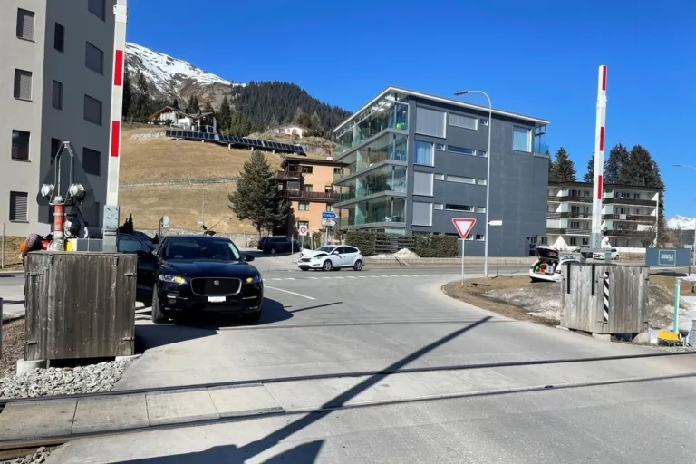 Auffahrunfall in Davos GR – Bremsmanöver zu spät bemerkt