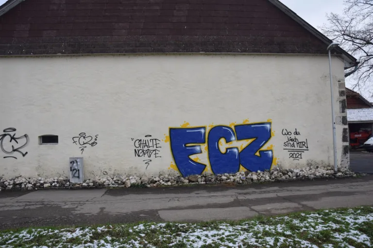 Vandalismus in Oensingen SO – Sachbeschädigungen durch Sprayereien 