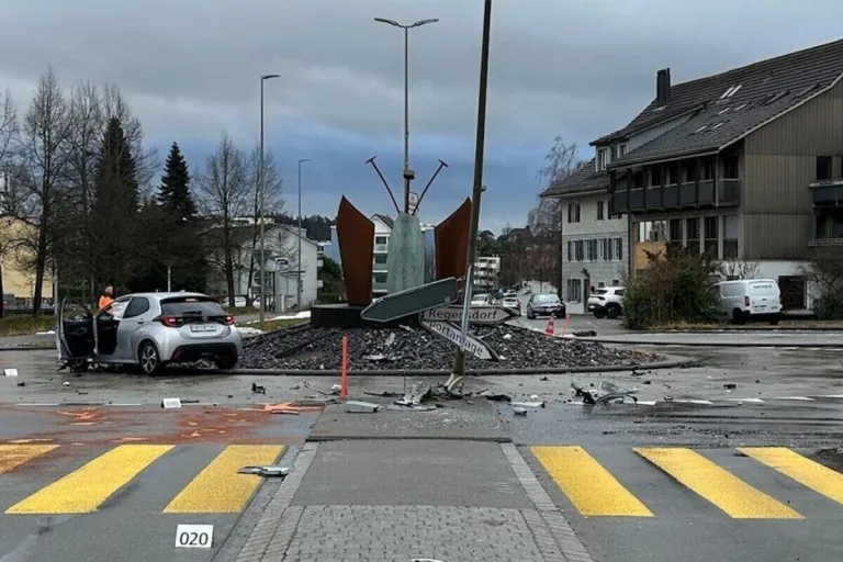 Rümlang ZH – Inselschutzpfosten trifft 12-Jährige bei Unfall