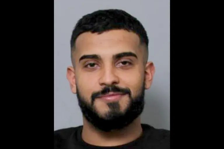 Düsseldorf NW – Polizei fahndet dringend nach flüchtigem Häftling
