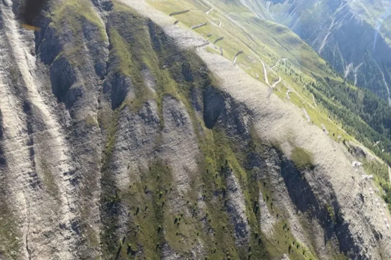 Grengiols VS – Tödlicher Unfall mit Gleitschirm am Breithorn