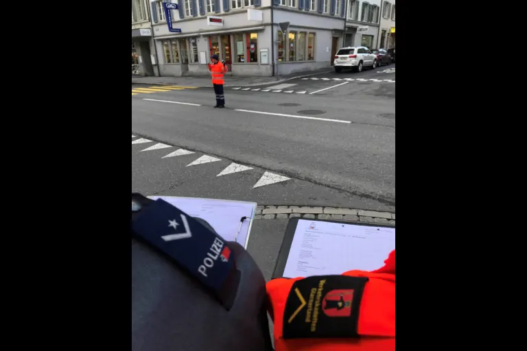 Kanton Glarus – Prüfungserfolg der neuen Verkehrskadetten/innen