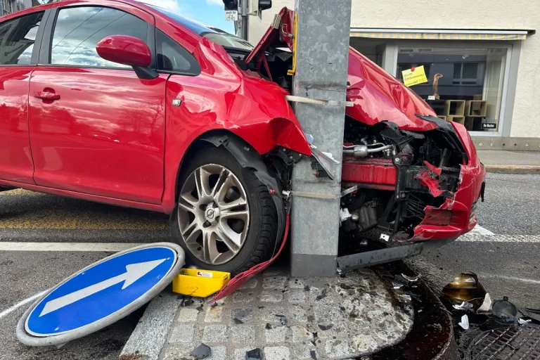 St. Gallen - Defekte Autobremsen führen zu Unfall