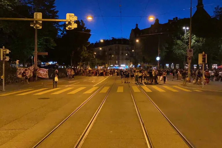 Zürich - Demonstration am Frauenstreiktag