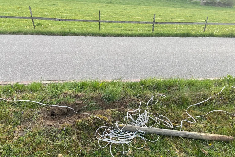 Seon AG – Weidezaun umgefahren und geflüchtet