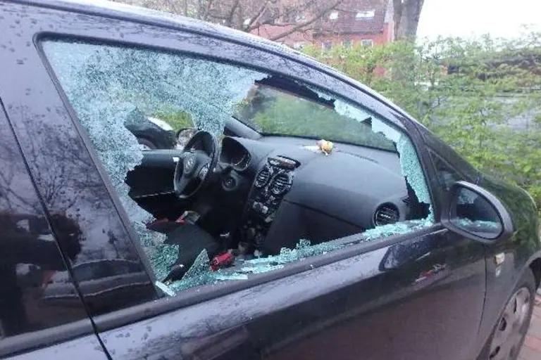 Drei Autos in Rotenburg aufgebrochen - Polizei bittet um Hinweise