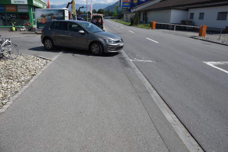 Mels SG – Unfall zwischen Auto und Velo