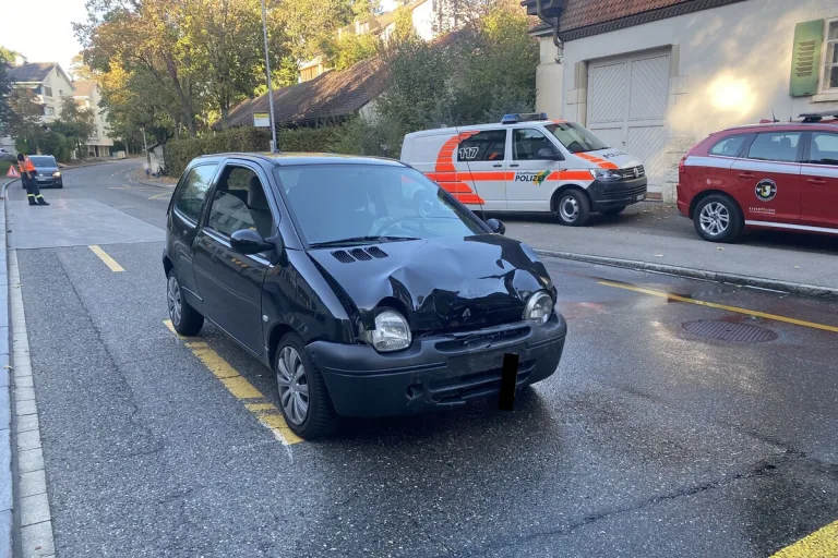 Stadt Schaffhausen - Unfall vor einem Fussgängerstreifen