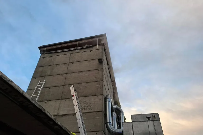 Ludesch V – Brand eines Holzsilos in Tischlerei