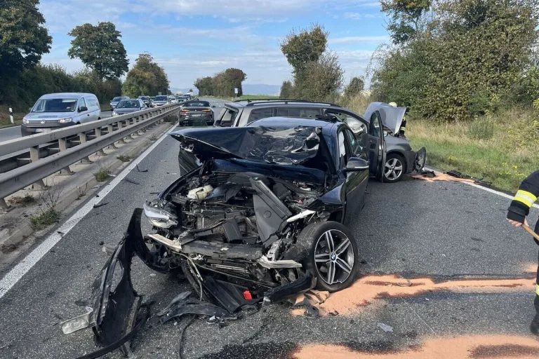  Mainz – Massive Verkehrsbehinderungen nach schwerem Verkehrsunfall auf der A60