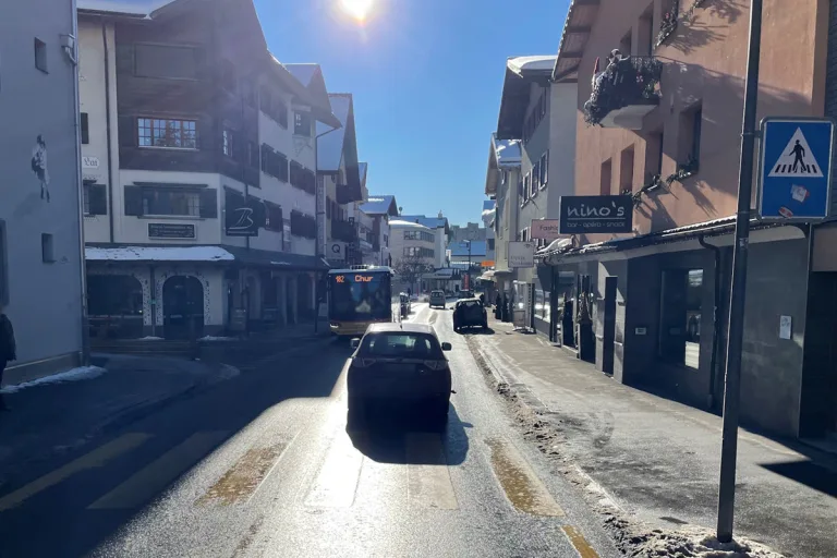 Lenzerheide GR – Fussgänger von Auto erfasst
