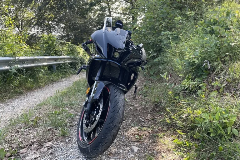 Unfall in Erlinsbach AG - Drei Motorradfahrer verletzt