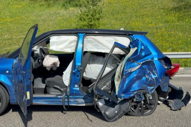 Merishausen SH – Sekundenschlaf führt zu Unfall