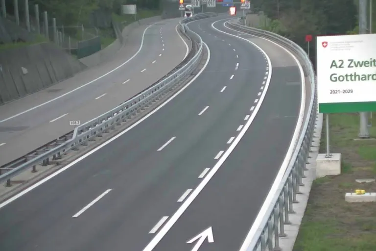 Gotthard Stau - Verkehrsbedingungen und Situation LIVE