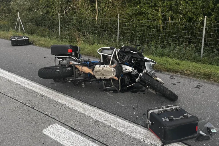Haag SG - Auffahrkollision auf der A13