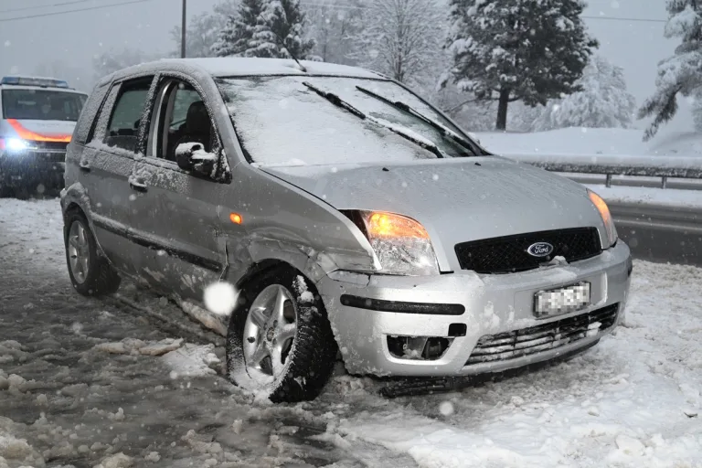 St. Gallen / Gossau - Ohne Führerschein auf der A1 verunfallt 