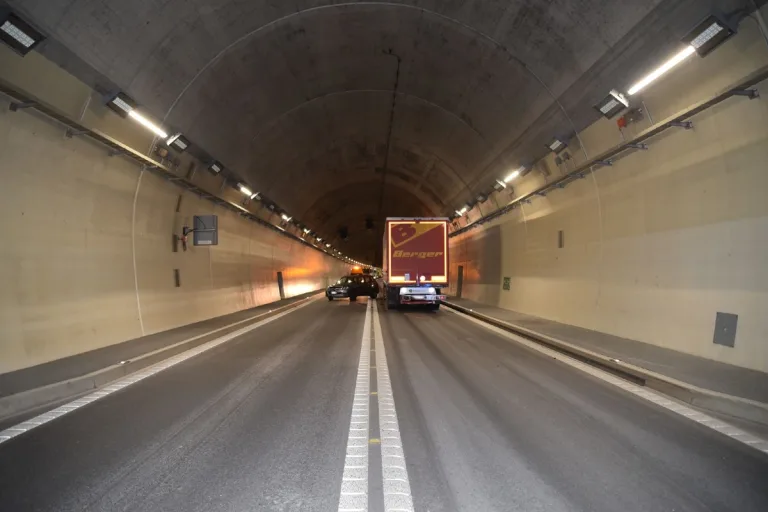 Roveredo GR - Eine Person nach Unfall verletzt