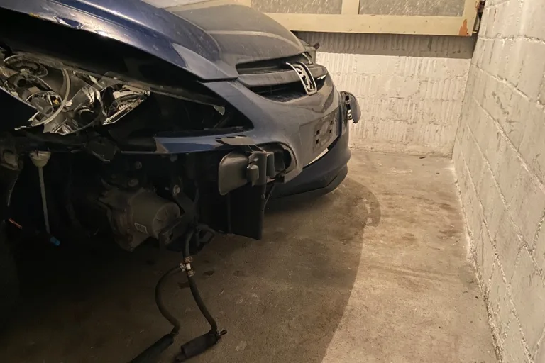 Rombach/Küttigen AG - Unfall gebaut und abgehauen
