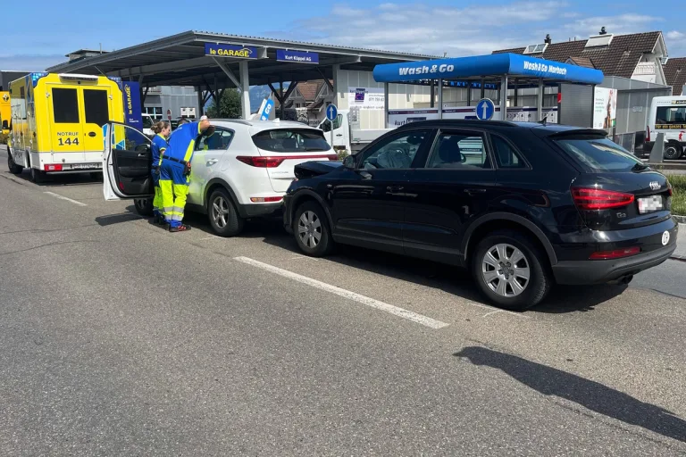 Lüchingen SG - Auffahrunfall mit einer Verletzten 