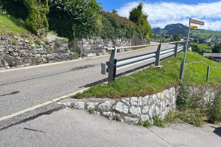  Amden SG - Mit Motorrad heute verunfallt