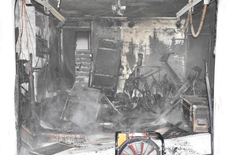 Gossau SG – Akku eines E-Scooters löst Brand in Garage aus