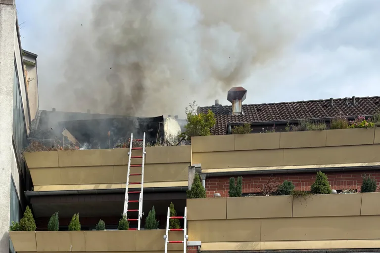Osterholz-Scharmbeck NI – Wohnungsbrand in der Innenstadt