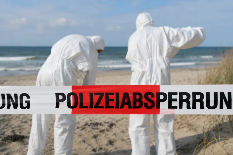Rostock – Leblose Frau aus Ostsee geborgen