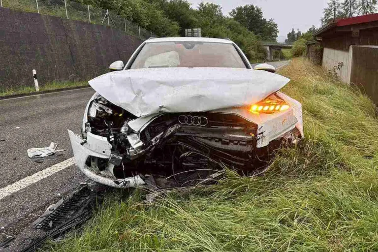 Teufen AR – Heftiger Unfall fordert zwei Schwerverletzte 