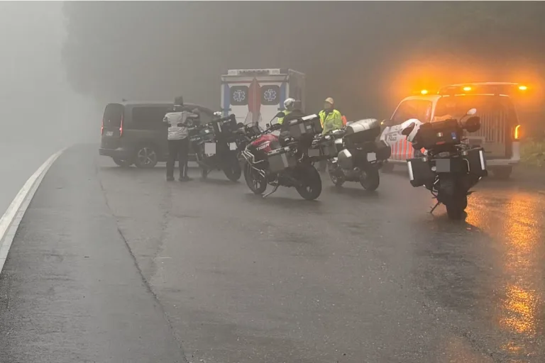 Linthal GL – Lenker verletzt nach Unfall mit Motorrad