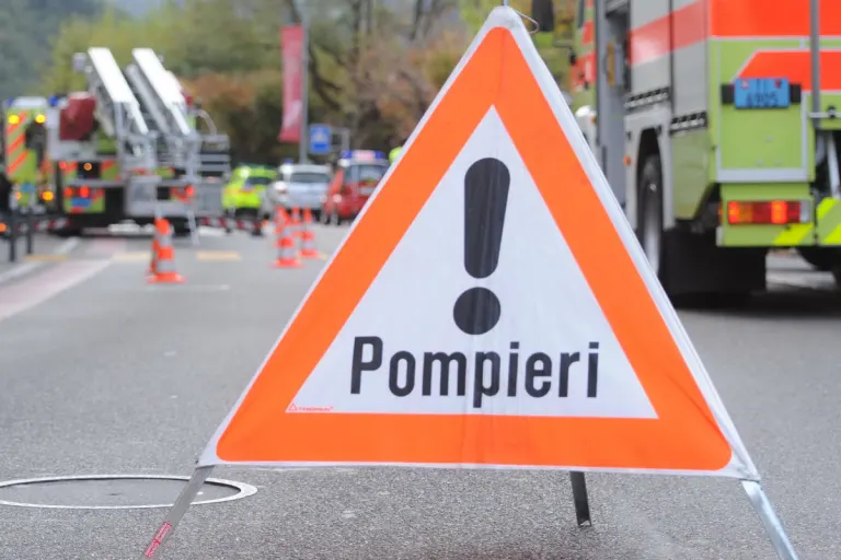 Avegno TI – Brand mehrerer Wohnwagen auf Campingplatz