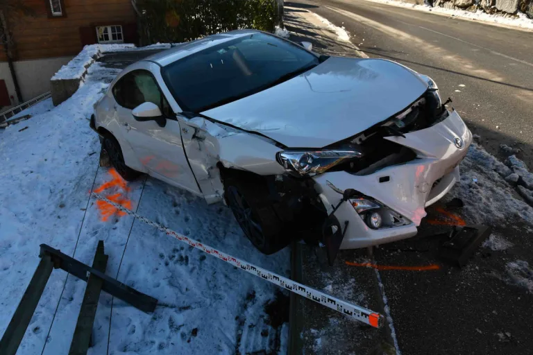 Chur GR – Junglenker verursacht Totalschaden