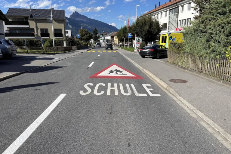 Bad Ragaz SG – Knabe bei Unfall mit Postauto verletzt