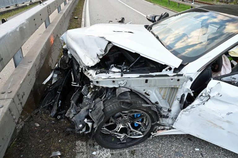 Ruswil LU – K10 nach heftigem Unfall gesperrt