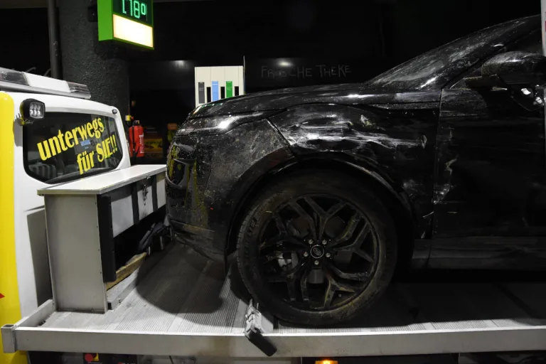 Zeugenaufruf in Wil SG – Nach Unfall geflüchtet