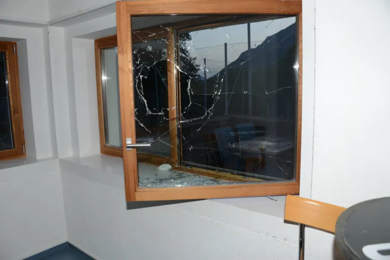 Triesen – Versuchter Einbruchdiebstahl in Tennishalle