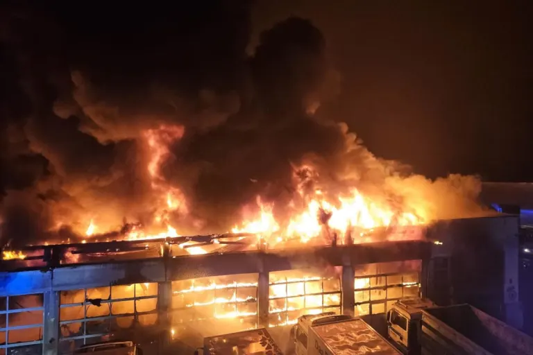 Lustenau – Großbrand auf Firmengelände